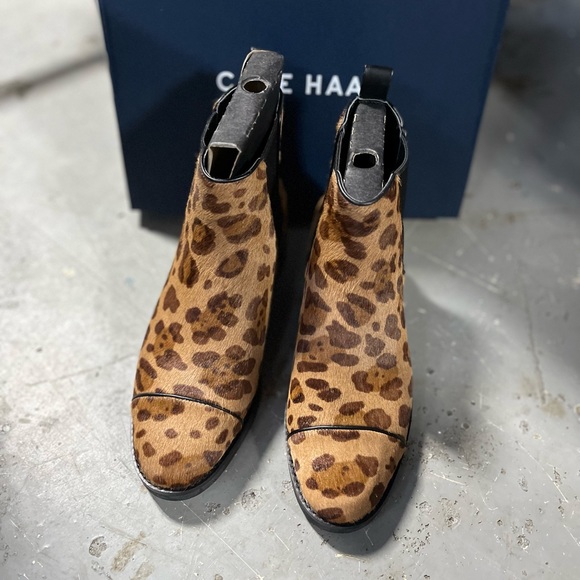 🦄🦄 Cole Haan Ocelot print Bootie - Picture 3 of 7